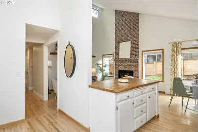 10946 SW 65th Ave, Portland, OR 97219 - Photo 17