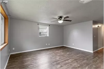 417 NE Oaken Hills Dr, Willamina, OR 97396 - Photo 5