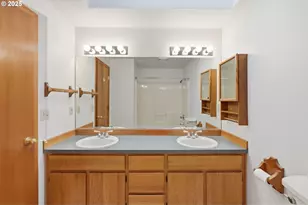 19235 SW Durell Ct, Beaverton, OR 97003 - Photo 29