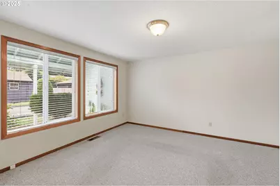 19235 SW Durell Ct, Beaverton, OR 97003 - Photo 7