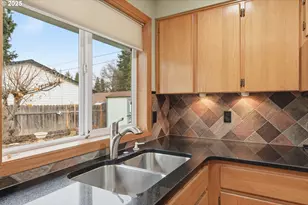 19235 SW Durell Ct, Beaverton, OR 97003 - Photo 11