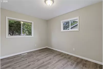 9708 SE 7th St, Vancouver, WA 98664 - Photo 25