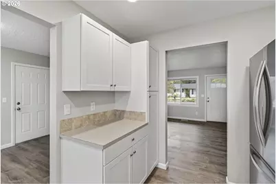 9708 SE 7th St, Vancouver, WA 98664 - Photo 17