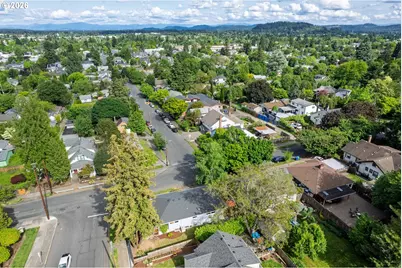 7530 SE Yamhill St, Portland, OR 97215 - Photo 41