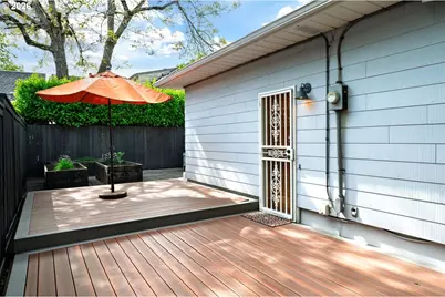 7530 SE Yamhill St, Portland, OR 97215 - Photo 35