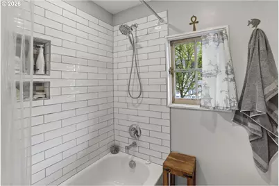 1883 N Jantzen Ave, Portland, OR 97217 - Photo 21