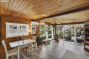 1883 N Jantzen Ave, Portland, OR 97217 - Photo 13