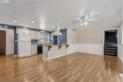14884 SE Primrose Ave, Milwaukie, OR 97267 - Photo 9