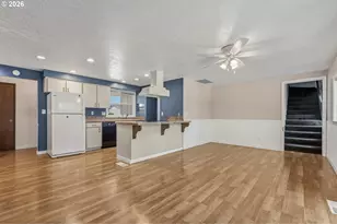 14884 SE Primrose Ave, Milwaukie, OR 97267 - Photo 9