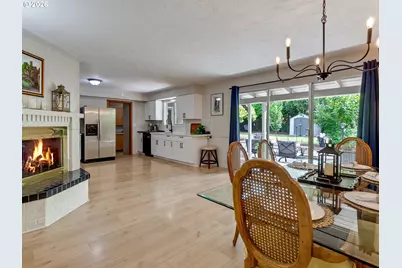 10210 SW Crestwood Ct, Beaverton, OR 97008 - Photo 13