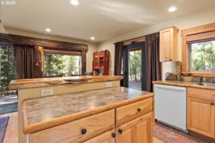 141152 Crescent Moon Dr, Crescent Lake, OR 97733 - Photo 19