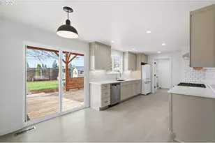 3179 Wayside Loop, Springfield, OR 97477 - Photo 11