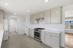 3179 Wayside Loop, Springfield, OR 97477 - Photo 13