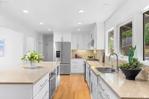 3644 SW 48th Pl, Portland, OR 97221 - Photo 5