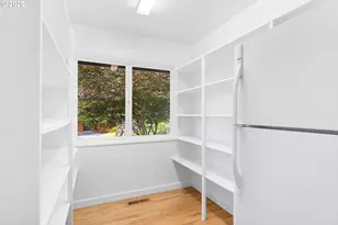 3644 SW 48th Pl, Portland, OR 97221 - Photo 13