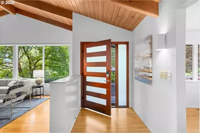 3644 SW 48th Pl, Portland, OR 97221 - Photo 3