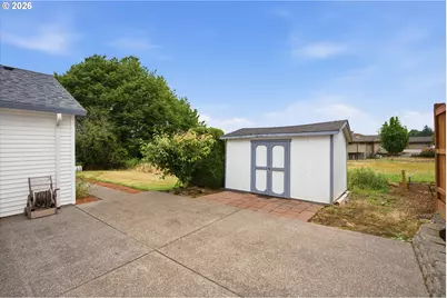 20734 Adam Ln, Fairview, OR 97024 - Photo 5
