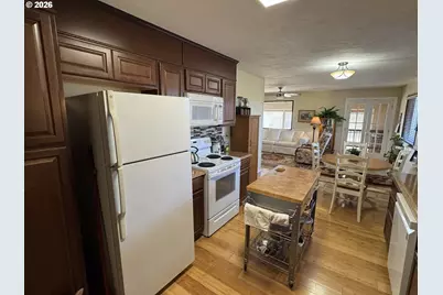 1322 W Darland St, Goldendale, WA 98620 - Photo 17