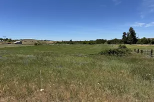 1322 W Darland St, Goldendale, WA 98620 - Photo 5