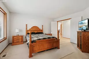 19862 Castleberry Loop, Oregon City, OR 97045 - Photo 17