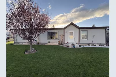 540 N Hunt St, Athena, OR 97813 - Photo 1