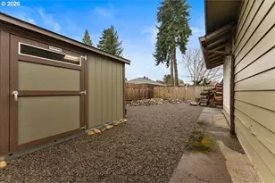 7456 SE Eldorado St, Milwaukie, OR 97267 - Photo 35