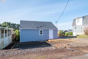 4641 SW Coast Ave, Lincoln City, OR 97367 - Photo 3