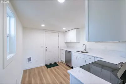 4641 SW Coast Ave, Lincoln City, OR 97367 - Photo 15