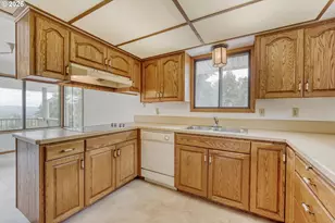 7040 SW 2nd Ave, Portland, OR 97219 - Photo 15