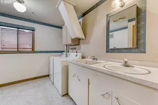 7040 SW 2nd Ave, Portland, OR 97219 - Photo 29
