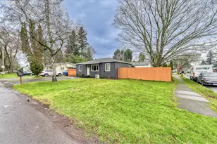 1422 SE 169th Pl, Portland, OR 97233 - Photo 5