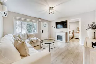 1422 SE 169th Pl, Portland, OR 97233 - Photo 5