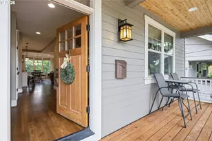 1634 SE Spokane St, Portland, OR 97202 - Photo 3