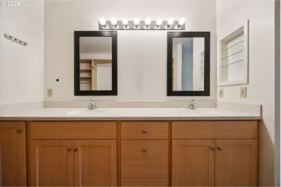 5055 Foothills Dr #G, Lake Oswego, OR 97034 - Photo 21