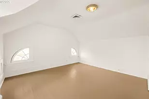 10 SE Cesar E Chavez Blvd, Portland, OR 97214 - Photo 45