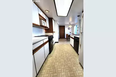 9420 SW Brentwood Pl, Portland, OR 97224 - Photo 21