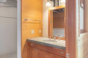 321 Mill St, Eugene, OR 97401 - Photo 15