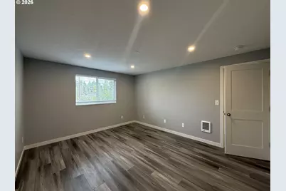 9330 SE Grant St, Portland, OR 97216 - Photo 19