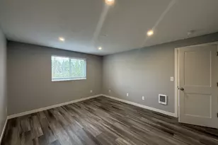 9330 SE Grant St, Portland, OR 97216 - Photo 19