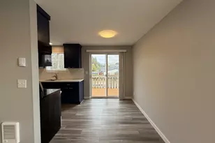 9330 SE Grant St, Portland, OR 97216 - Photo 7