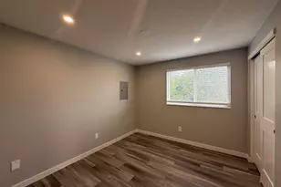 9330 SE Grant St, Portland, OR 97216 - Photo 13
