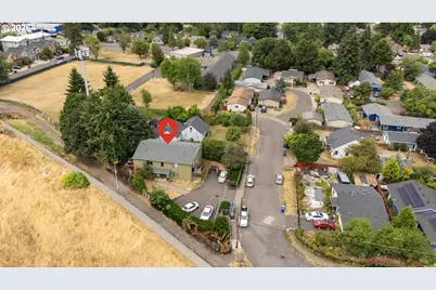 9330 SE Grant St, Portland, OR 97216 - Photo 23