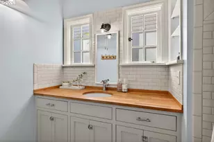 615 E 31st St, Vancouver, WA 98663 - Photo 19