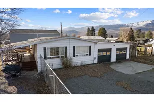 1020 S 2nd St, Union, OR 97883 - Photo 1