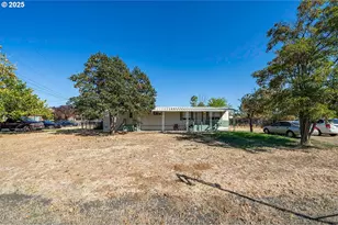 144 166 Reager St, Medford, OR 97501 - Photo 35