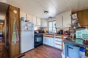 144 166 Reager St, Medford, OR 97501 - Photo 37