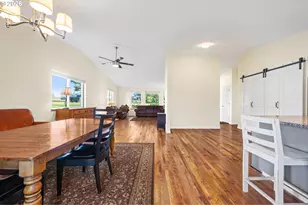 42020 Forest Ct Ln, Astoria, OR 97103 - Photo 11
