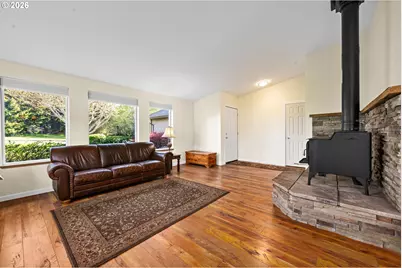 42020 Forest Court Ln, Astoria, OR 97103 - Photo 7