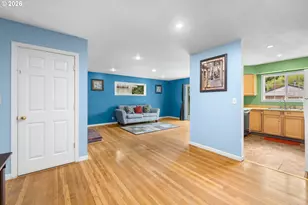 12275 SW 14th St, Beaverton, OR 97005 - Photo 7