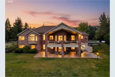 13767 N Bank Rd, Roseburg, OR 97470 - Photo 1